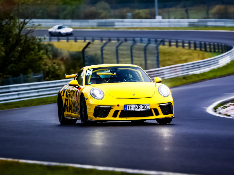 Porsche GT3 MR Renntaxi Nordschleife